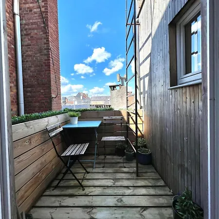 The Guide Apartment